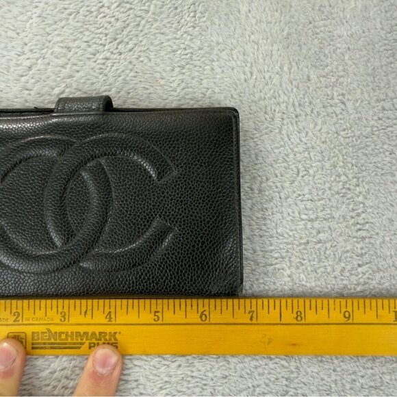 CHANEL CC Logo Grained Calfskin Leather Bifold Wallet Black - Picture 9 of 16